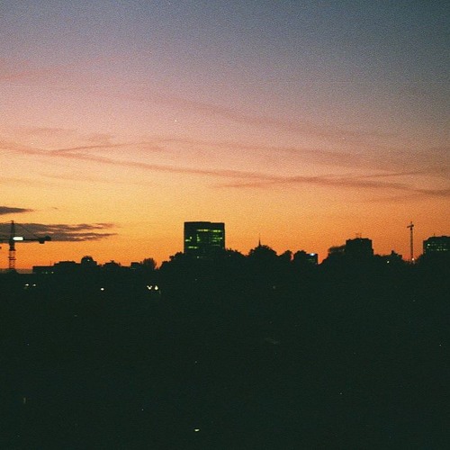 HONNE - Warm On A Cold Night