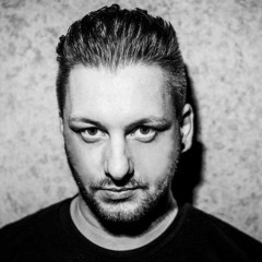 Premiere: Mark Reeve "Love You"