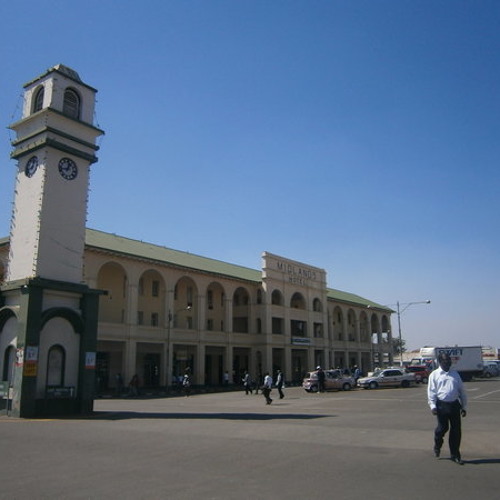 DBoi & Sparxx - NDWYNR (Ndiwainire) feat. Tytan [Prod. by DJ Tamuka]