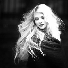 Giuseppe Verdi - "La donna è mobile" from Rigoletto (LIVE) sung by Dennis Tschirner