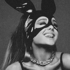 Leave Me Moonlight - Ariana Grande ft. Macy Gray (Mashup) (not mine)