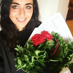 بيناتنا في بحر، فايا يونان A sea between Faia