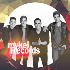 Big Time Rush - Worldwide/Boyfriend (Mash-up)