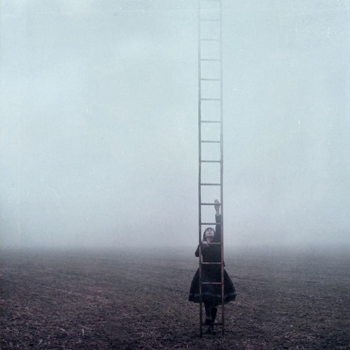Almaa - Escaping Reality