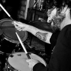 DRUMS: San Pedro - Drifting