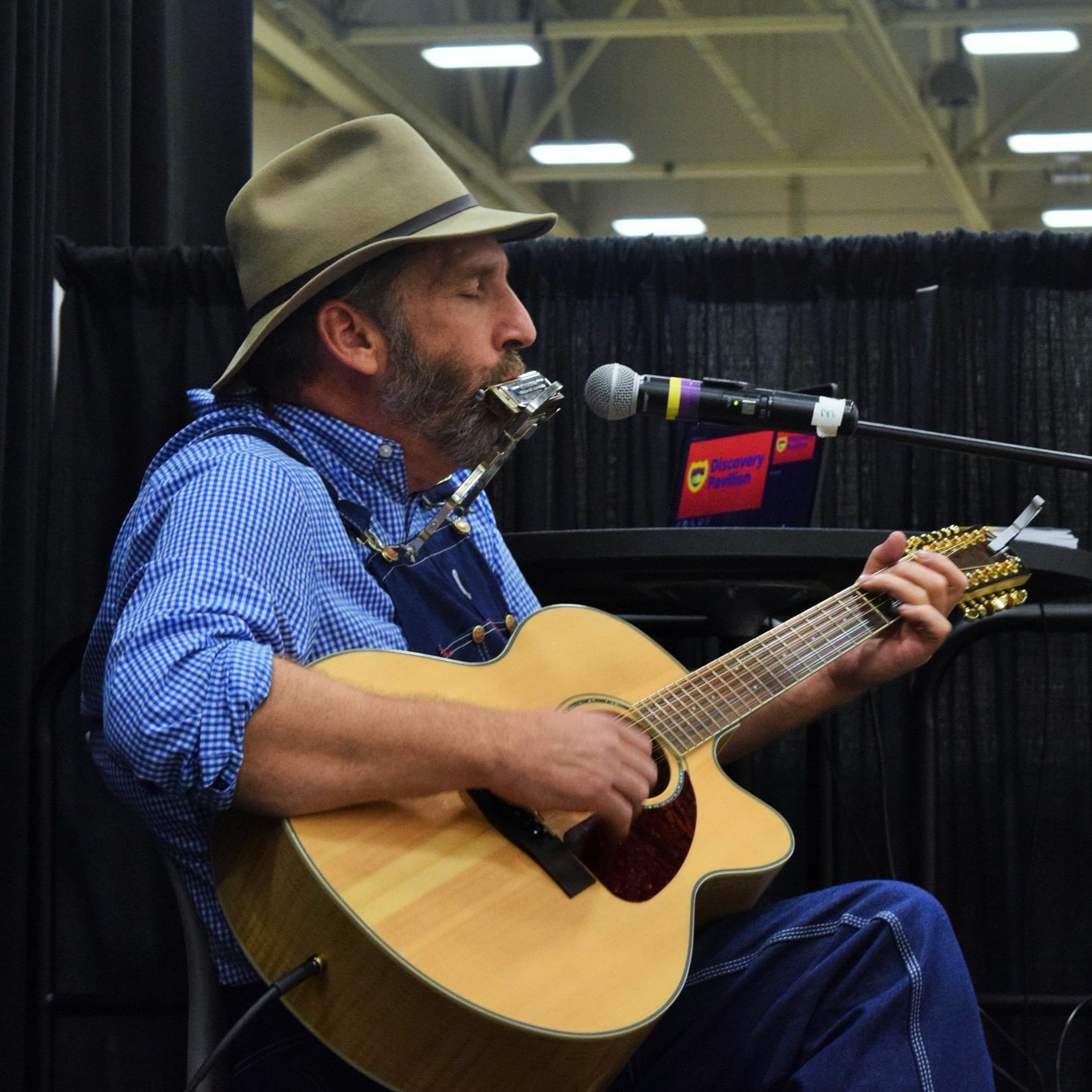 Paul Marhoefer's "Old Black Epiphone" record: Trucking, music, life thumbnail