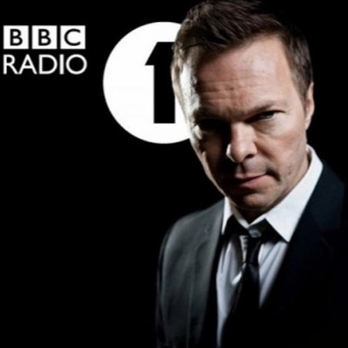 Pete Tong Plays Carl Bee Remix of Joy & Pain by Apexape - BBC Radio 1 - 21-10-2016