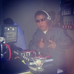 MARCELO DJ MIX  HACIENDO UN  MIX DE VALLENATOS ANTIGUOS Y NUEVOS 2016