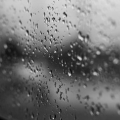 Sol aqui dentro, chuva lá fora