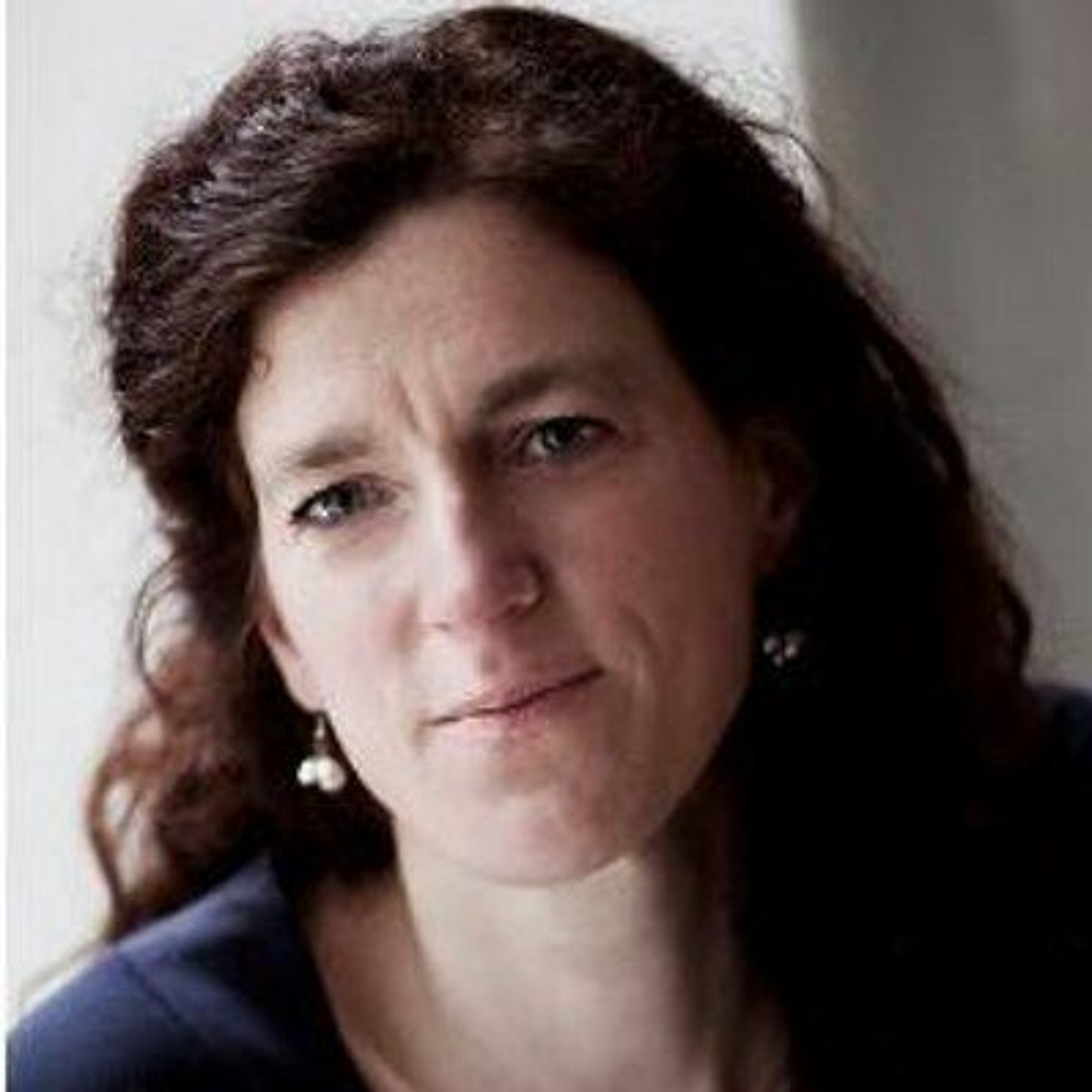 Brigitte Alfter speaks about the challenges for journalists when money moves across borders episode artwork