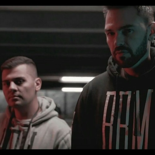 Scenzah feat. Juri Manege frei/ Capitán