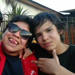 EFESE BRO - MAS SOLO QUE NUNCA (PROD. UNDERMUFFIN)