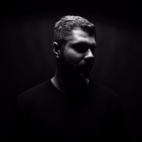 Premiere: Markus Suckut "10 Y"