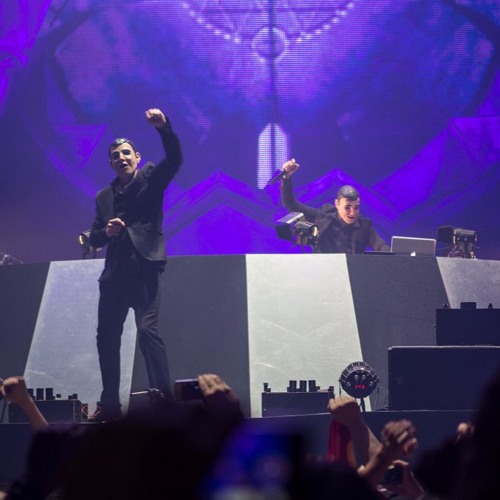 Gunz For Hire - Qlimax 2013