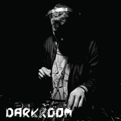 Dark Room Rising  Mix #004 Arkwright