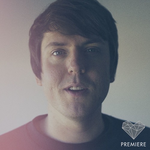 Premiere: mikkelrev - Spank The Monkey (Carl Dern Remix)