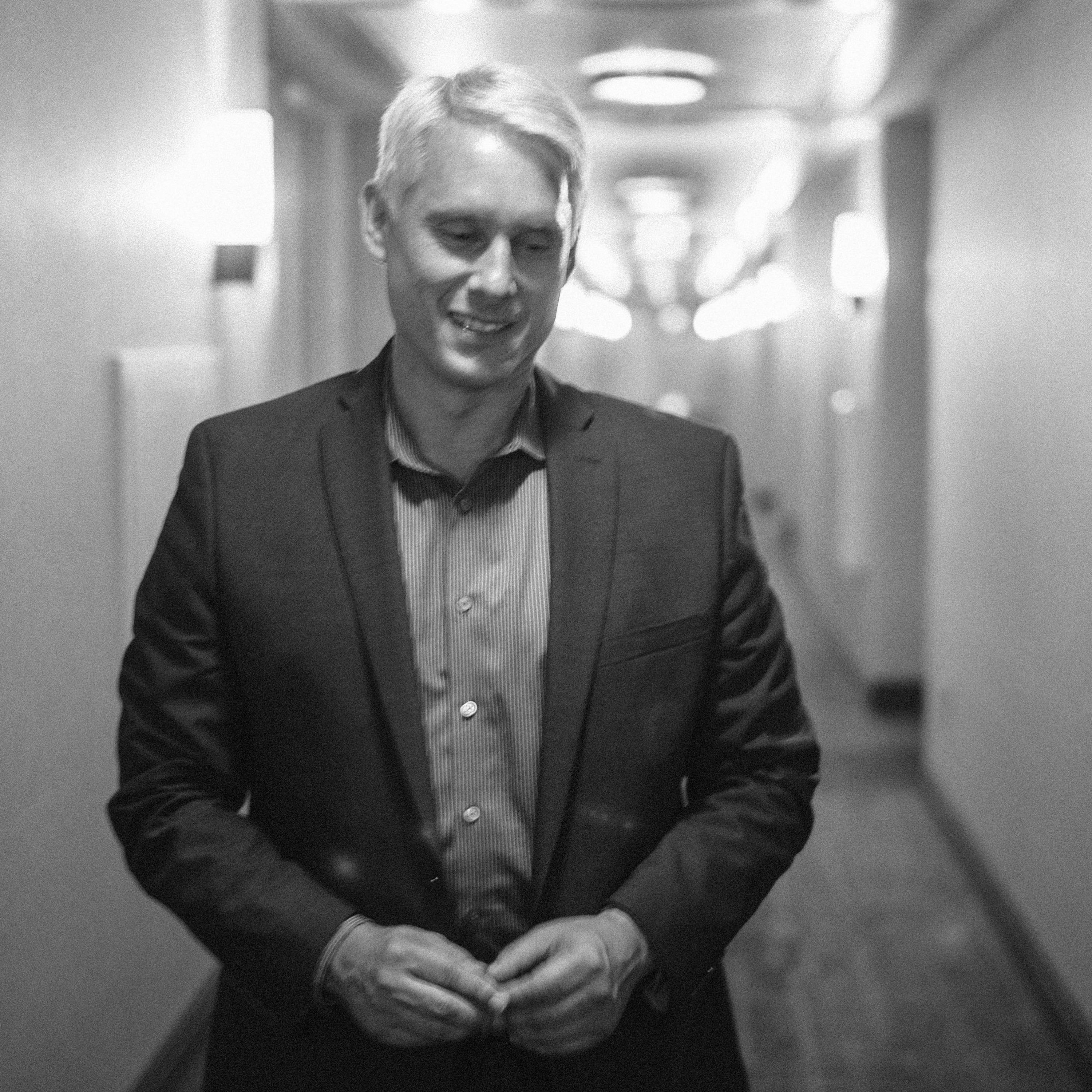 Ken Rutkowski on the future of media, hyperloops and life extension technology episode artwork