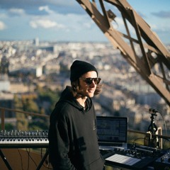 Møme Live @ Tour Eiffel