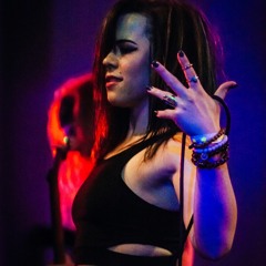 Who Wants To Live Forever- Highlander Theme (orig. Queen)