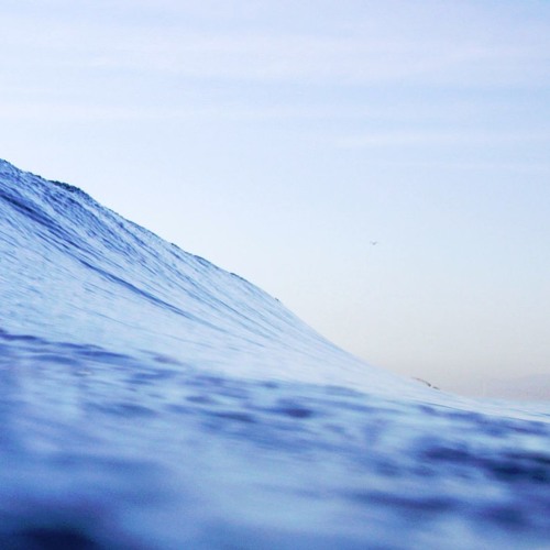 Moving Currents - 002