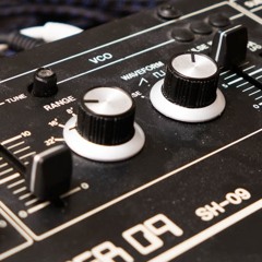 Roland SH - 09 2016-11-07
