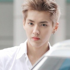 July-Kris Wu吴亦凡