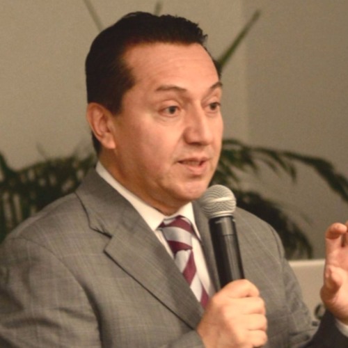 Stream Entrevista a Luis Benavente sobre violencia en los medios de