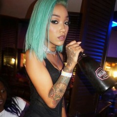 Tokyo Jetz- Shoulder Lean Freestyle