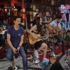 Noah feat Sheryl Sheinafia - Tak Lagi Sama