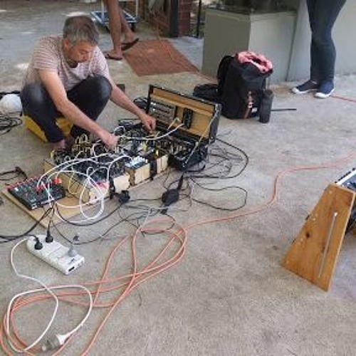 set at 'Modular In The Park'. Perth 13/11/16