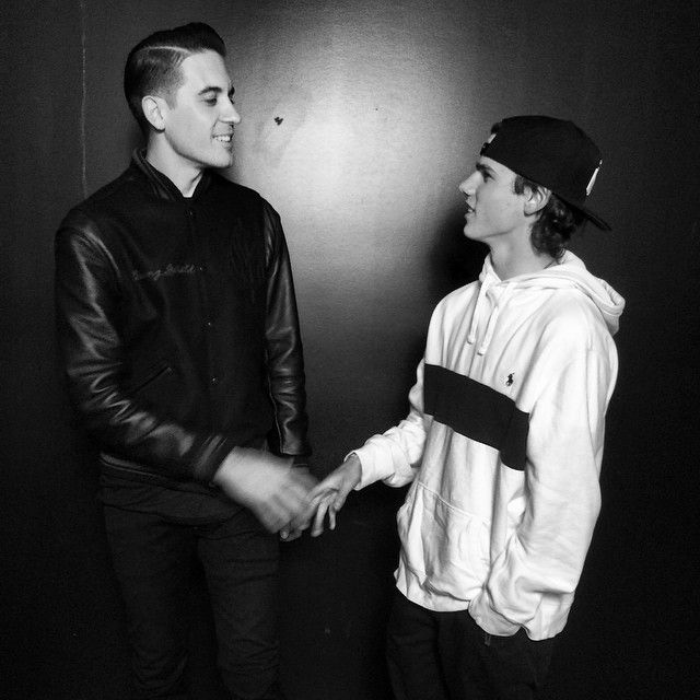 gnash – Wake Up ft Chelsea Cutler & Goody Grace