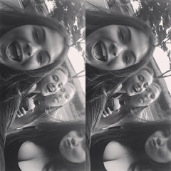 ellie T x