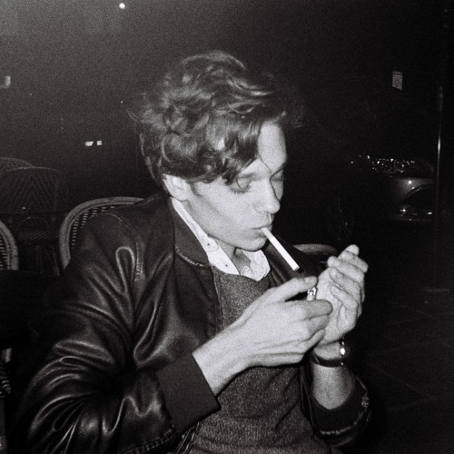 Møme - Playground (NAPO Remix)