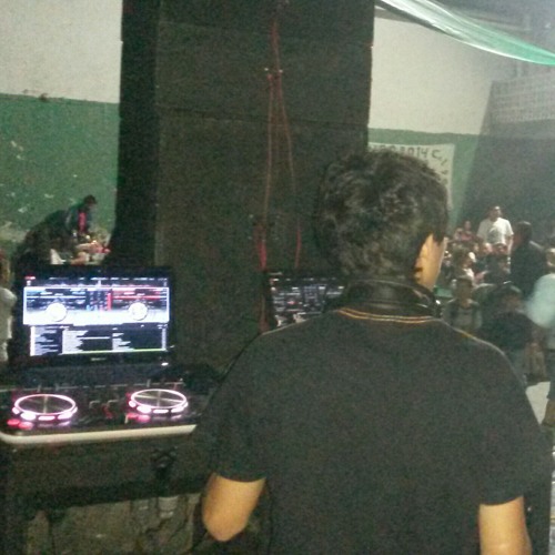 AMOR DE MANICOMIO-CUSCULLUELA-DJMAXI.mp3