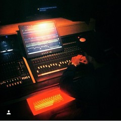 Relly Hussle- 100 Shotz