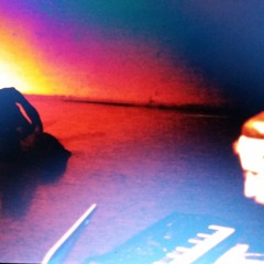 WE LEFT THE GROUND///Meine Gegenwart ist die Vergangenheit eines anderen