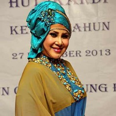 Ratu Dangdut Elvy Sukaesih - Gula Gula LIVE 2016.m4a