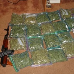 Rebo Stacks - Packs (ft. Tra Dizol) prod. yuckboidrew