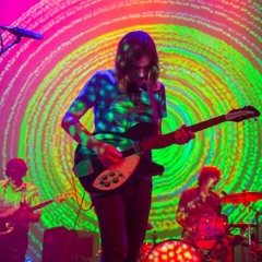 TAME IMPALA - CAUSE IM A MAN (SLOWED)