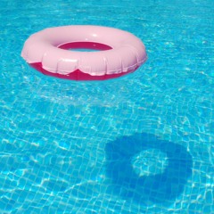 ○ Ｐｏｏｌ  Ｂｏｉ ○