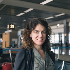 Love is in the air #08 / Sally Rumble