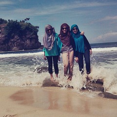 Pantai kLayar @ vivi voletta