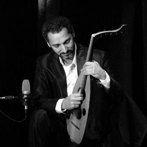 نصير شمة يقدم قطعتين من تأليف الاستاذ جميل بشير (شلالات - رقصتي المفضلة)