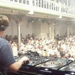 Formel warming up at Weiter Paradiso 26-11-2016