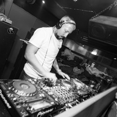 DJ Cheeze - Sopranos 7th Birthday Live Set Ft Master C, Jonak, Lambert & Lukey P