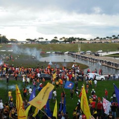 Cilas Machado direto de Brasília para TV Restinga. Marcha contra PEC55.