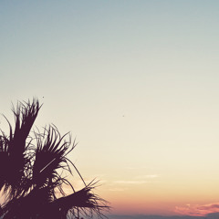 Winter Things - Ariana Grande