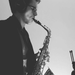 Shawn Mendes Stitches - Alto Saxophone Cover - Andrew Niblett (Youtube - SaxyGinger)