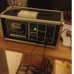 Binne Allein - Tape Venture