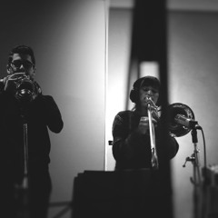 Peaceful Hand (feat. Jacques Pirotton)